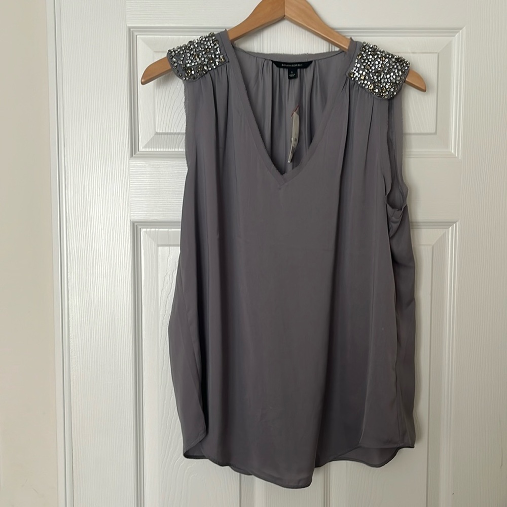 Banana Republic grey blouse